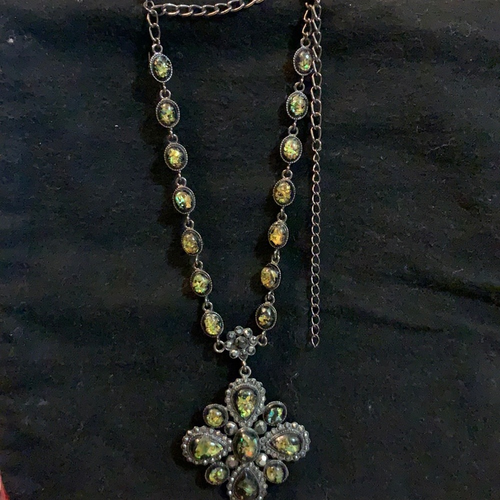 Beaded necklace